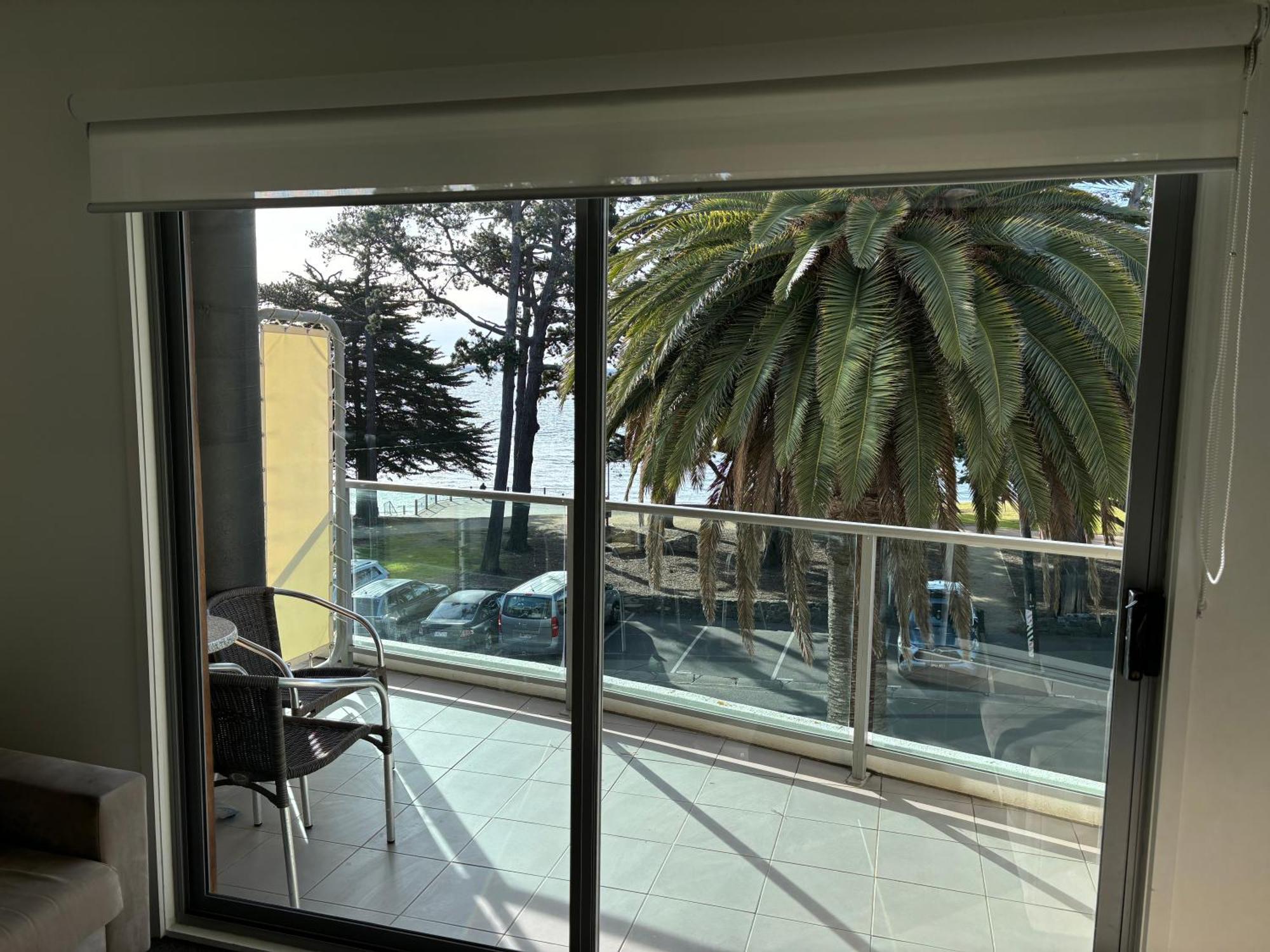 Waterfront@Waves Apartment Cowes Bagian luar foto