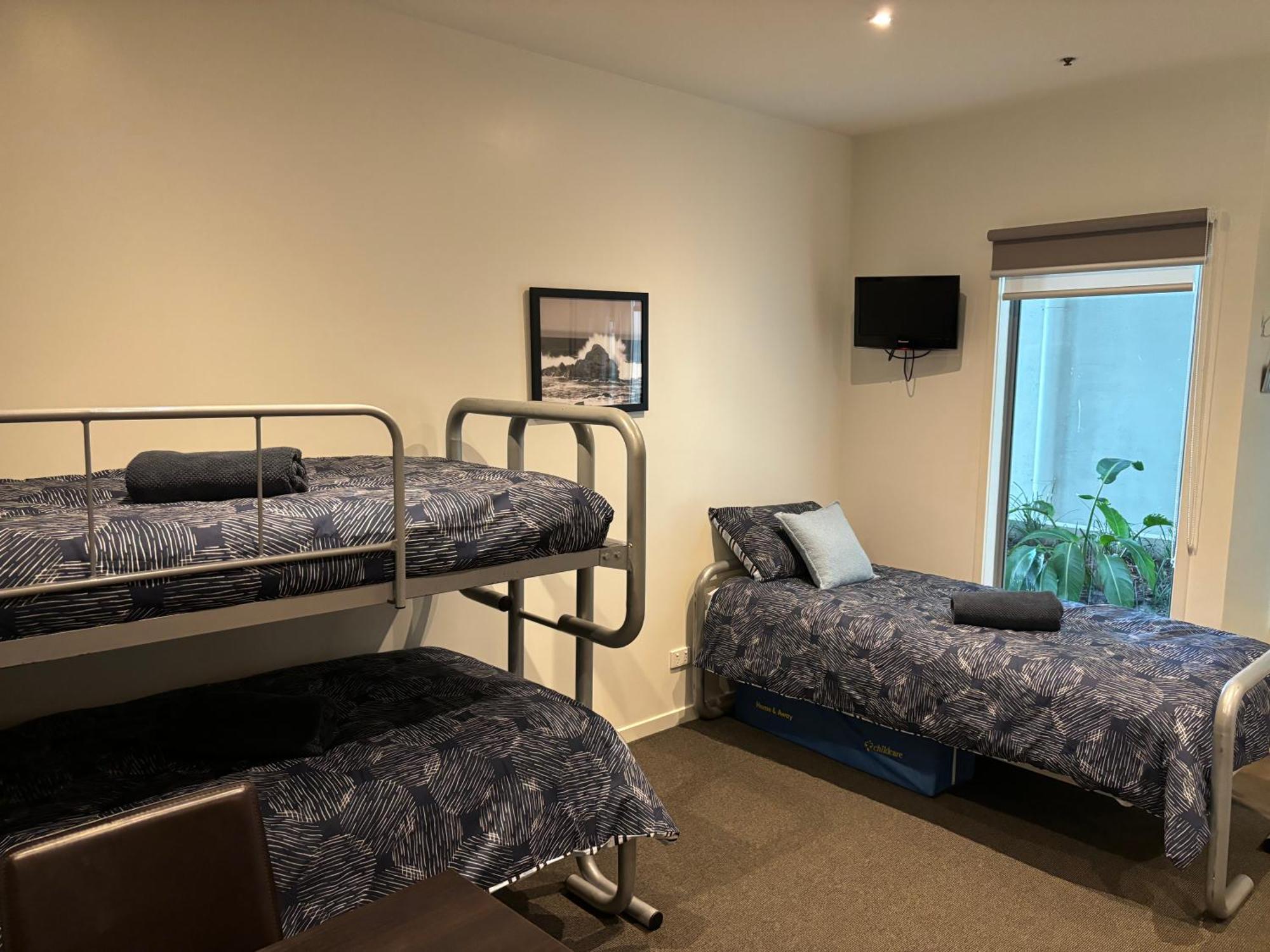Waterfront@Waves Apartment Cowes Bagian luar foto