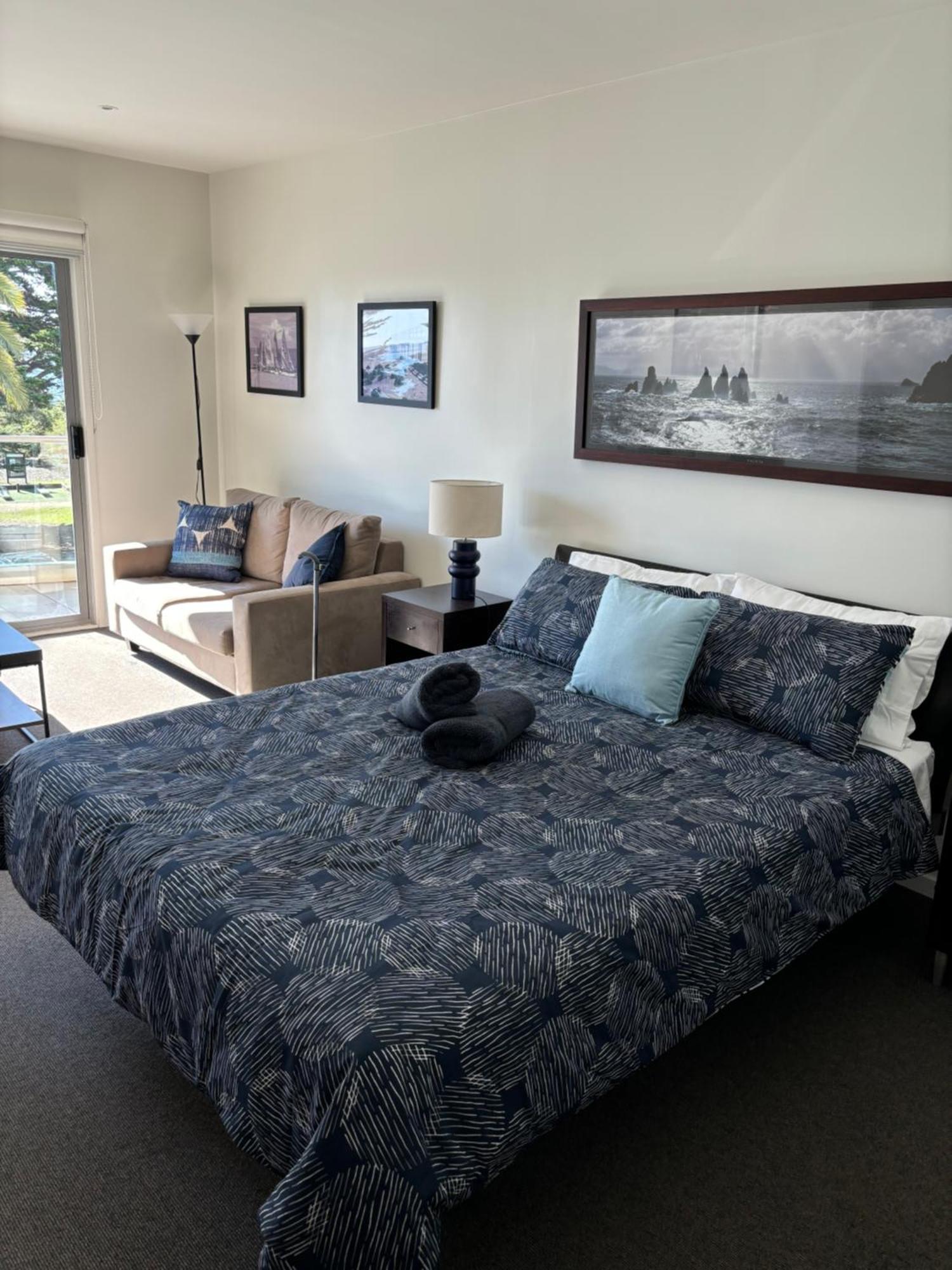 Waterfront@Waves Apartment Cowes Bagian luar foto